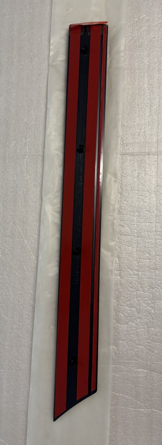 Молдинг двери задней левой Toyota Land Cruiser FZJ100 7574260180