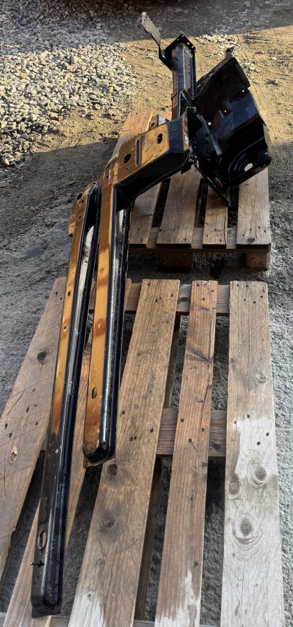 Лонжерон передний левый PEUGEOT 307 7212WH