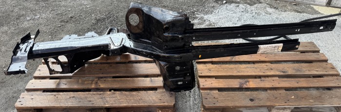 Лонжерон передний правый PEUGEOT 307 7213TA