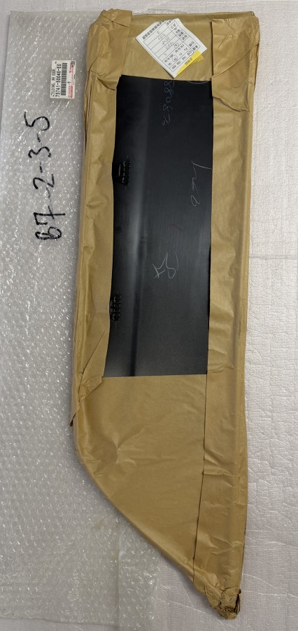 Молдинг Lexus LS430 UCF30 7574150040E0