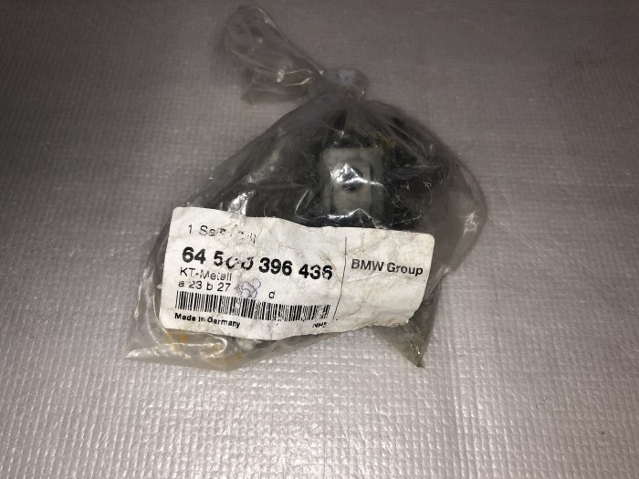 Комплект крепежа WEBASTO BMW E60 64500396436